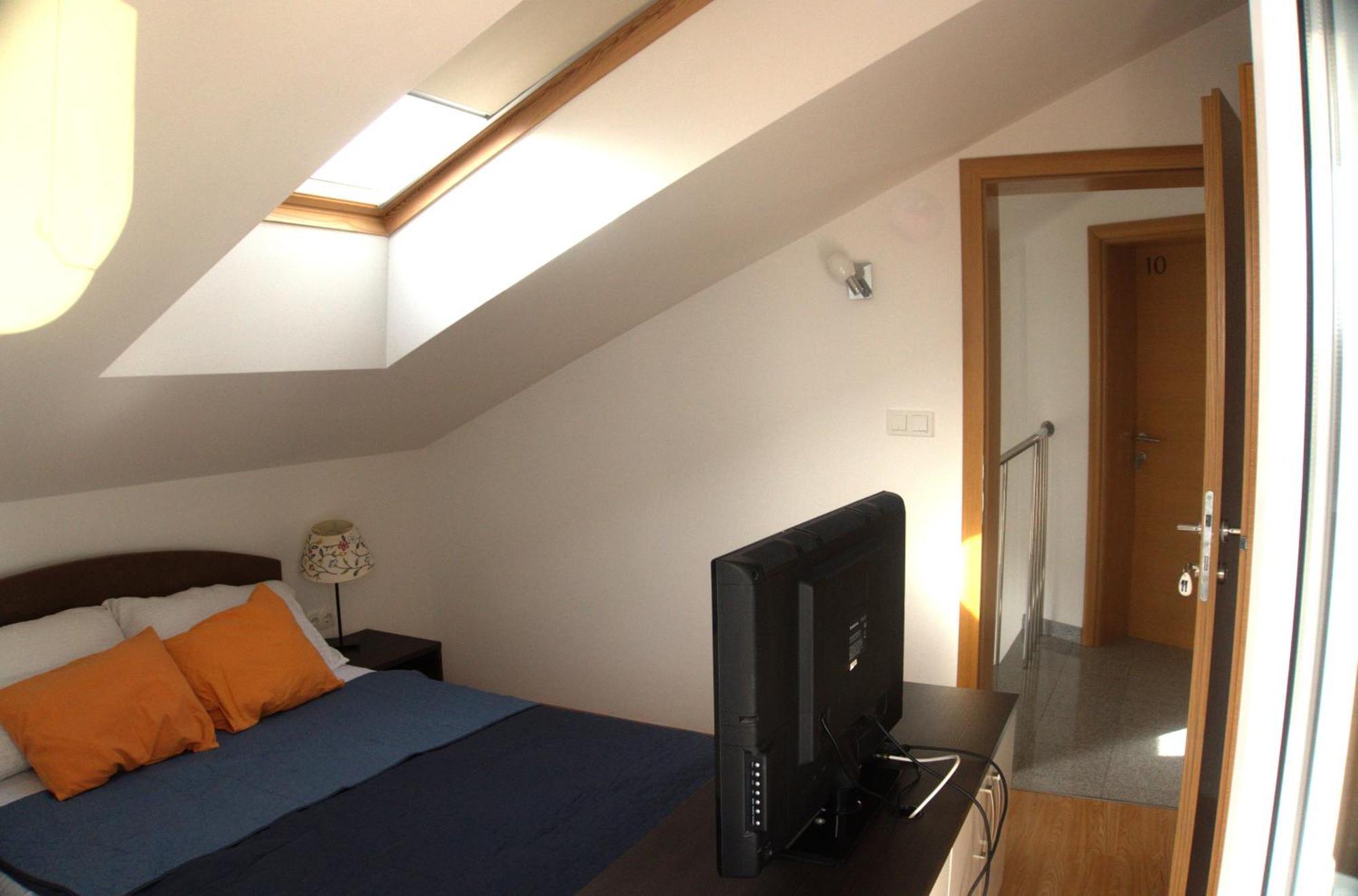 Guest House Maritimo Sukosan Exterior photo