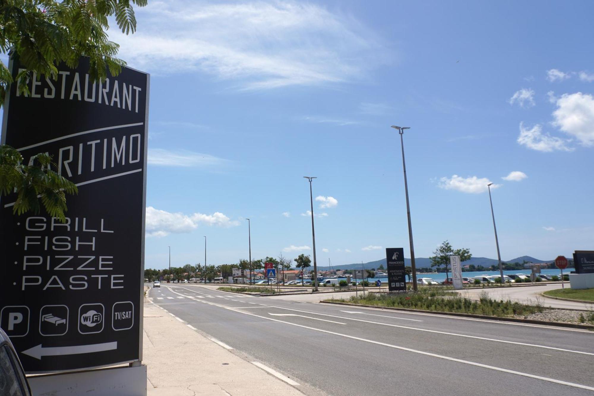 Guest House Maritimo Sukosan Exterior photo